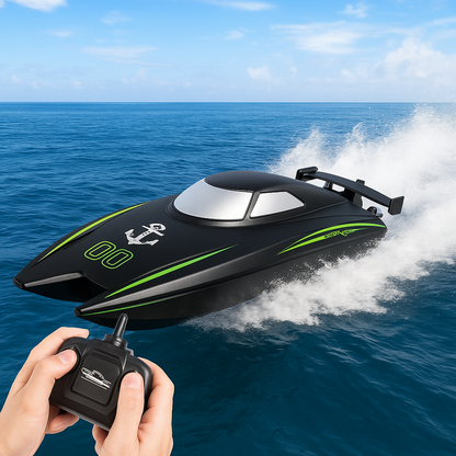 RC Boot ab 8 Jahren | Doppelmotor, 30 km/h schnell, Warnung bei schwachem Akku | Ferngesteuertes Spielzeugboot